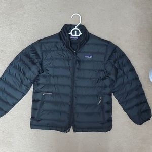 Black patagonia boys coat